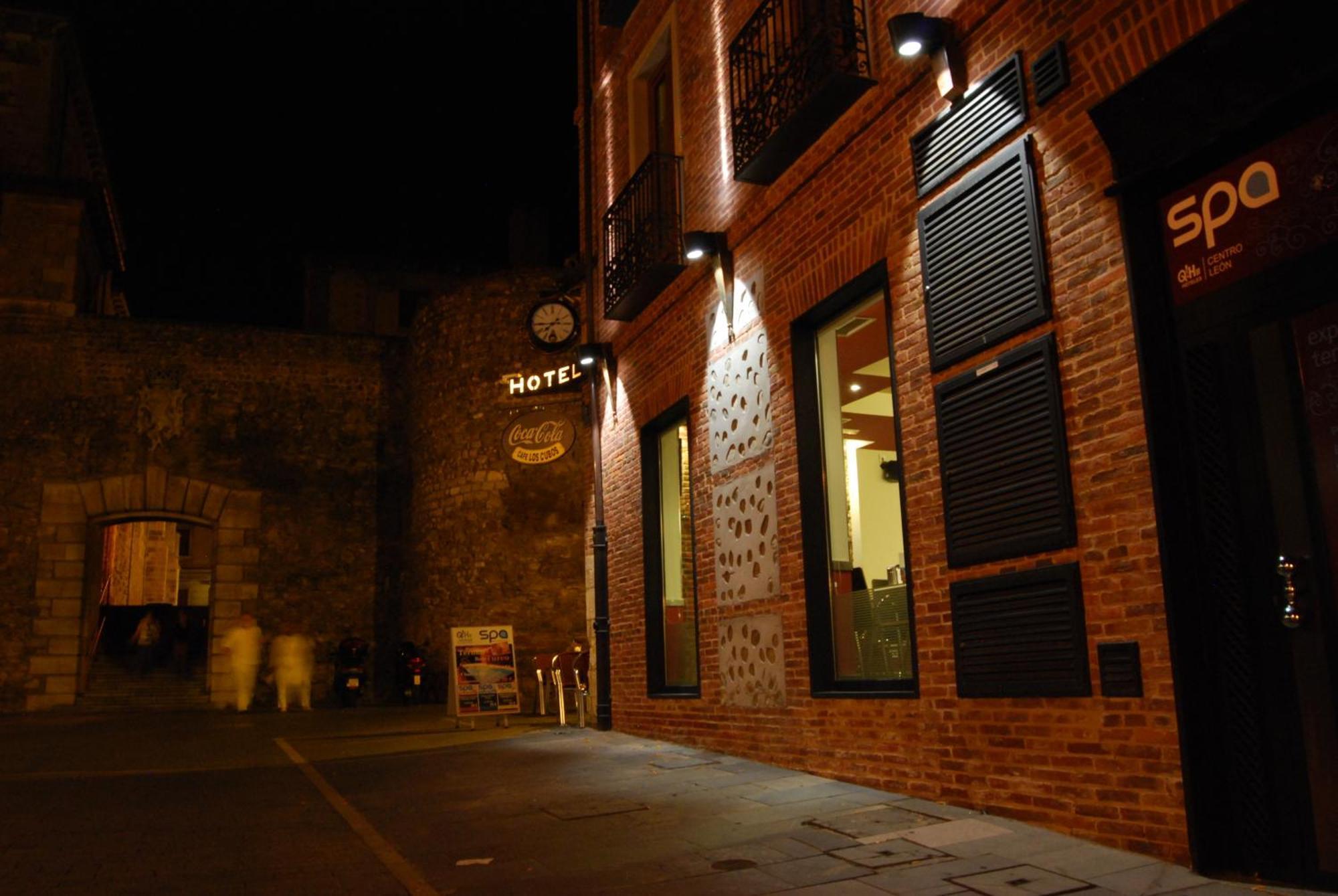 Hotel Spa QH Centro León Exterior foto